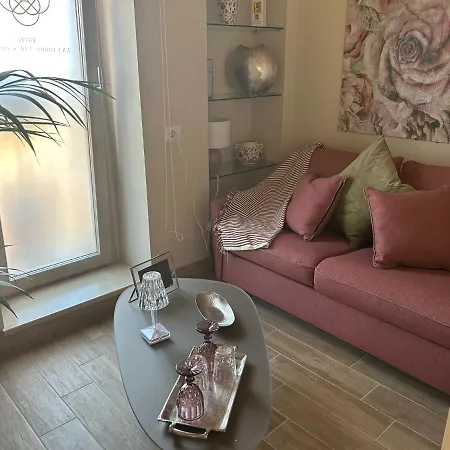 La Fabbrica Di San Pietro B&B 바스토